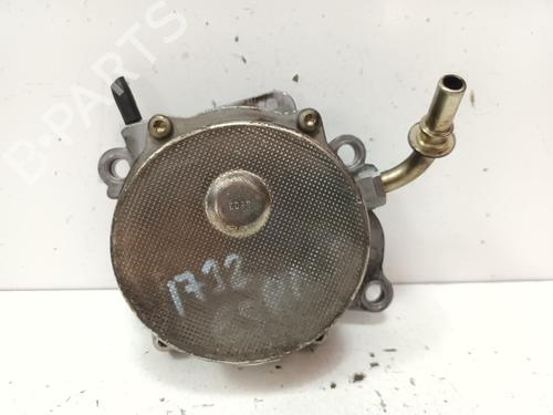 Pompe à vide RENAULT ESPACE IV (JK0/1_) 3.0 dCi (JK0J, JK0V) (177 hp) 15988344