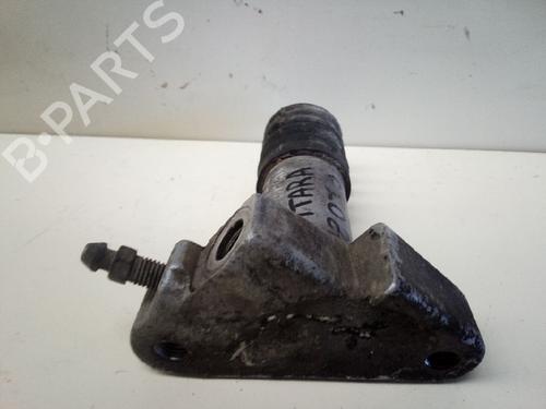 Clutch slave cylinder SUZUKI GRAND VITARA I (FT, HT) 2.0 HDI 110 4x4 (SQ420D, TD82V) | BP13966867M113 