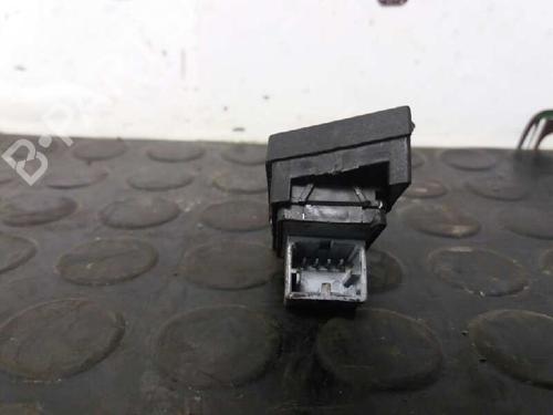 Used Right front window switch SEAT CORDOBA (6L2) 1.9 TDI (100 hp) 22928743