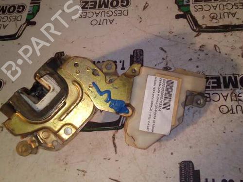 Used Front right lock NISSAN TERRANO II (R20) 2.4 4WD (116 hp) 12735864