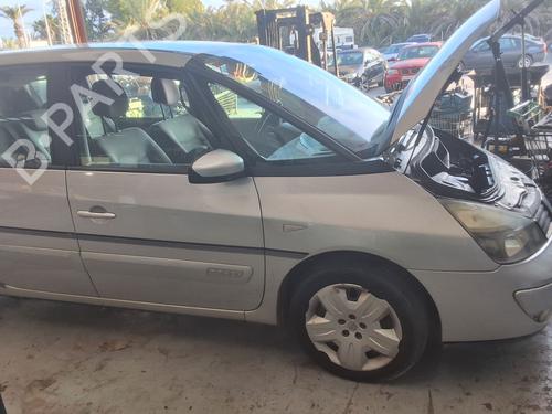 Left headlight RENAULT ESPACE IV (JK0/1_) 2.2 dCi (JK0H) | BP32292727C28