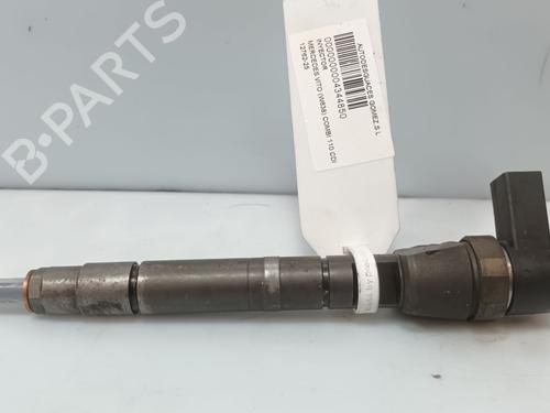 Used Injector MERCEDES-BENZ VITO Van (W638) 110 CDI 2.2 (638.094) (102 hp) 32172328