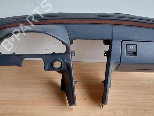 Used Dashboard MERCEDES-BENZ E-CLASS (W210) E 280 (210.053) (193 hp) 12766700