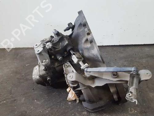 Used Gearbox OPEL CORSA C (X01) 1.0 (F08, F68) (58 hp) 12715788