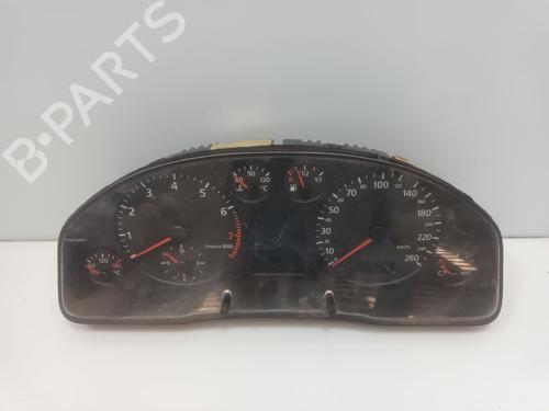 Kombinert Instrument Kombinert Instrument AUDI A4 B5 (8D2) 2.4 (165 hp) 35904828 35904828