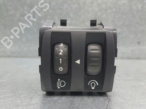 switch-renault-megane-iii-hatchback-bz01_-b3_-12-tce-bz2b-bz11-251900567r-251900567r-2008-12715922 main image