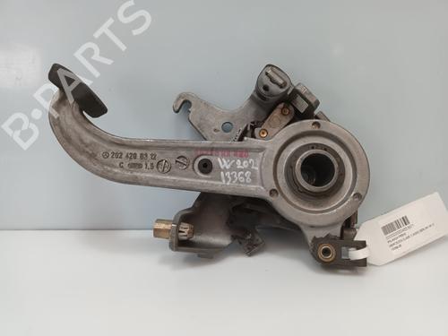 Travão de mão Travão de mão MERCEDES-BENZ C-CLASS (W202) C 180 (202.018) (122 hp) 33817598 33817598