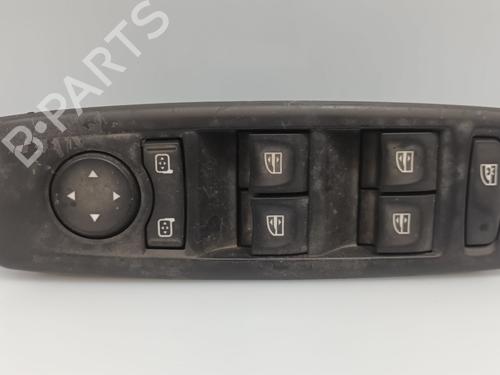 Used Left front window switch RENAULT FLUENCE (L3_) Z.E. (95 hp) 32234338
