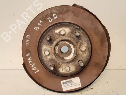 Used Right front steering knuckle HYUNDAI LANTRA II (J-2) 1.9 D (68 hp) 12746635