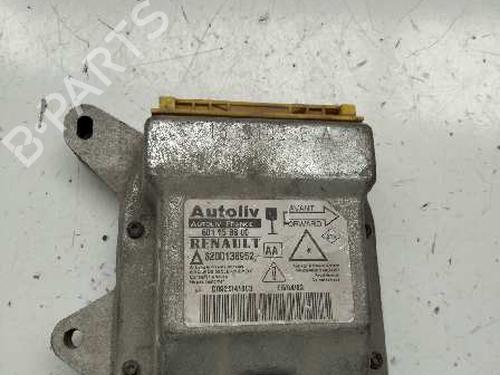 Airbag styreenhed RENAULT LAGUNA II Grandtour (KG0/1_) 1.9 dCi (KG0G) (120 hp) 12701663