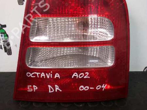 Used Right taillight SKODA OCTAVIA II (1Z3) [2004-2013]  15958227