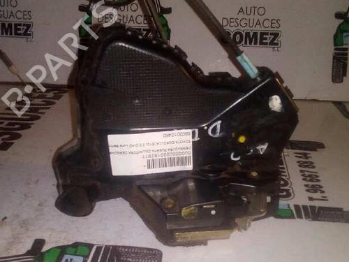 Used Front right lock TOYOTA COROLLA (_E12_) 2.0 D-4D (CDE120R, CDE120L_) (110 hp) 12714810