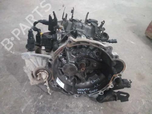 Used Gearbox KIA CERATO I Hatchback (LD) 1.5 CRDi (102 hp) 12755133