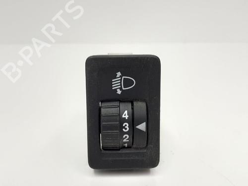 Used Switch SUZUKI GRAND VITARA II (JT, TE, TD) 1.6 (JB416) (106 hp) 12772999