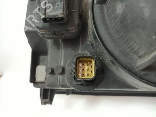 Right headlight LAND ROVER FREELANDER I (L314) 2.0 DI 4x4 | BP16272358C29 
