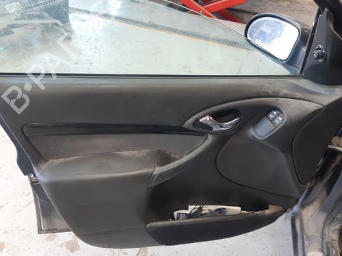 Right taillight FORD FOCUS I (DAW, DBW) 1.8 TDCi | BP27548858C35 