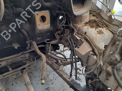 Front windshield wiper arm MERCEDES-BENZ VITO Bus (W638) 112 CDI 2.2 (638.194) | BP12766942C143 