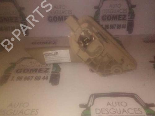 Used Front right interior door handle NISSAN PRIMERA (P12) 1.6 (109 hp) 12797036