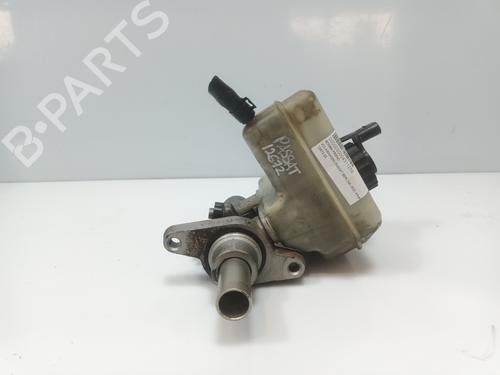 Used Brake master cylinder VW PASSAT B6 (3C2) [2005-2011]  32683432