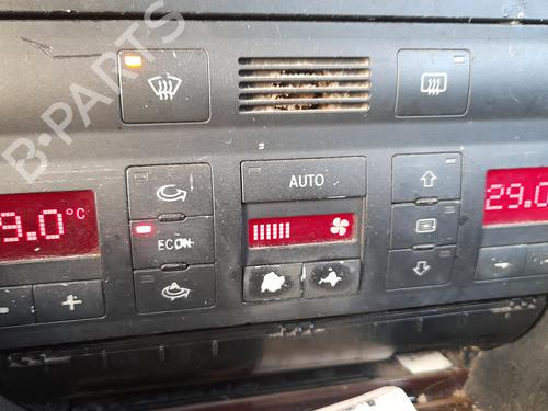 AC Styreenhet / Manøvreringsenhet AUDI A6 C5 (4B2) 2.5 TDI quattro (180 hp) 15238774