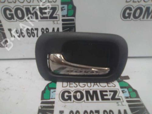 Used Rear right interior door handle Rear right interior door handle HONDA CR-V II (RD_) 2.2 CTDi (RD9) (140 hp) 12803719 12803719