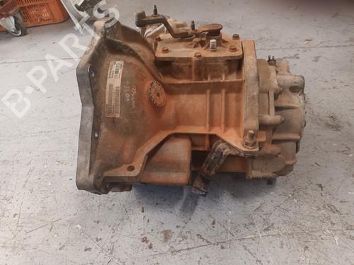 Gearbox CHRYSLER VOYAGER IV (RG, RS) 2.5 CRD | BP15987918M3 