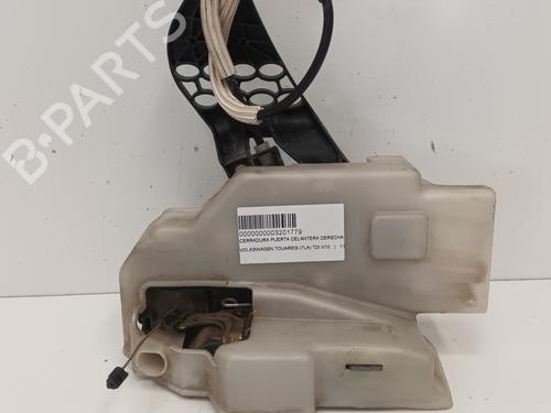 Used Front right lock VW TOUAREG (7LA, 7L6, 7L7) 5.0 V10 TDI (313 hp) 12790402