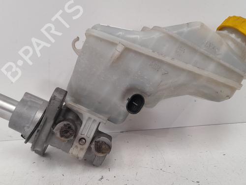 Used Brake master cylinder ALFA ROMEO MITO (955_) 1.3 MultiJet (955AXP1A, 955AYC1A) (95 hp) 12779033