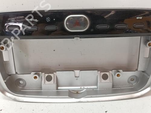 Bouton de warning FIAT PUNTO EVO (199_) 1.3 D Multijet (199AXC1A, 199BXC1A, 199AXT1A, 199BXT1A) (75 hp) 15959540