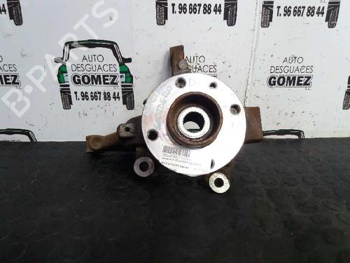 Used Left front steering knuckle DACIA SANDERO II [2012-2025]  12850681