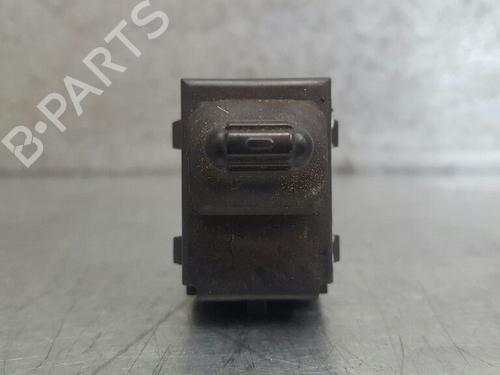 Used Right front window switch Right front window switch CHRYSLER SEBRING (JR) 2.0 (141 hp) 12724332 12724332