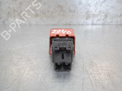 Warning switch NISSAN MICRA III (K12) 1.2 16V | BP12819609I22 