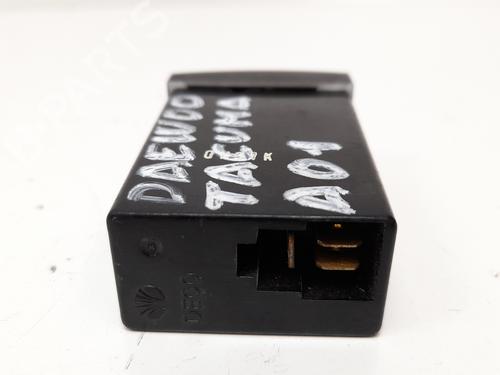 Switch CHEVROLET REZZO MPV (U100) 2.0 | BP12776720I30 