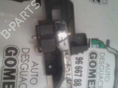 Used Front right interior door handle Front right interior door handle 12797330 12797330