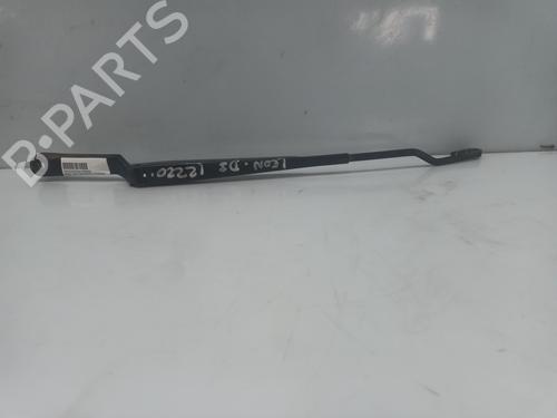 front-windshield-wiper-arm-seat-leon-1m1-1999-2000-2001-2002-2003-2004-2005-2006-36753044 main image