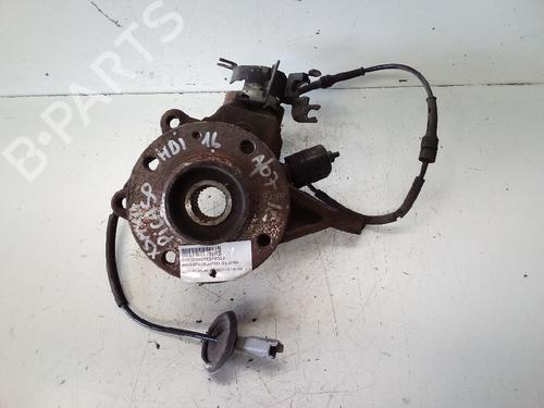 Used Left front steering knuckle CITROËN XSARA PICASSO (N68) 1.6 HDi (90 hp) 12744689