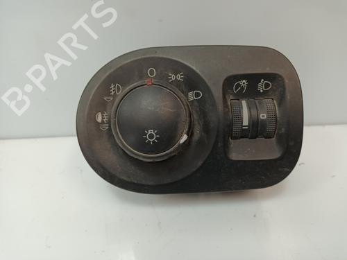 Used Headlight switch SEAT TOLEDO III (5P2) [2004-2009]  18055378