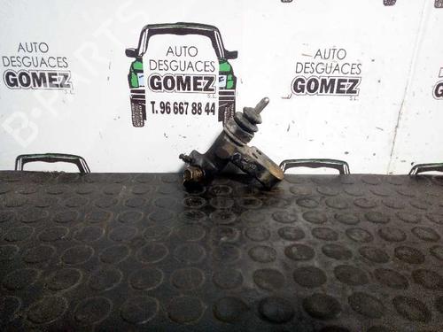 Used Clutch slave cylinder NISSAN PRIMERA Hatchback (P11) 2.0 TD (90 hp) 13987926