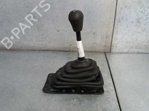 Used Gear lever SUZUKI GRAND VITARA I (FT, HT) 1.6 4x4 (SQ416) (94 hp) 12712192