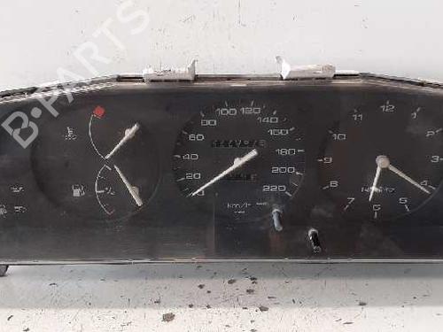 Used Instrument cluster NISSAN PRIMERA Hatchback (P10) 2.0 D (75 hp) 12697113