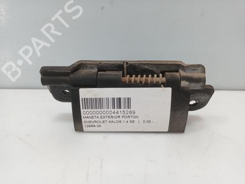 Used Tailgate handle Tailgate handle CHEVROLET AVEO / KALOS Hatchback (T200) 1.4 (83 hp) 34394647 34394647