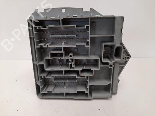 Fuse box FIAT CROMA (194_) 1.9 D Multijet (194AXC1B, 194AXC12) | BP12771596E1 