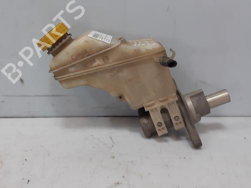 Used Brake master cylinder Brake master cylinder FIAT GRANDE PUNTO (199_) 1.4 16V (199BXG1B, 199AXG1B) (95 hp) 36439030 36439030