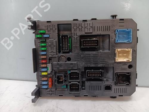 Used Fuse box Fuse box PEUGEOT 607 (9D, 9U) [2000-2026] 40197554 40197554