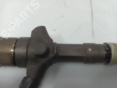Injector TOYOTA COROLLA Verso (ZER_, ZZE12_, R1_) 2.0 D-4D (CUR10_, CUR10R) | BP23497027M100