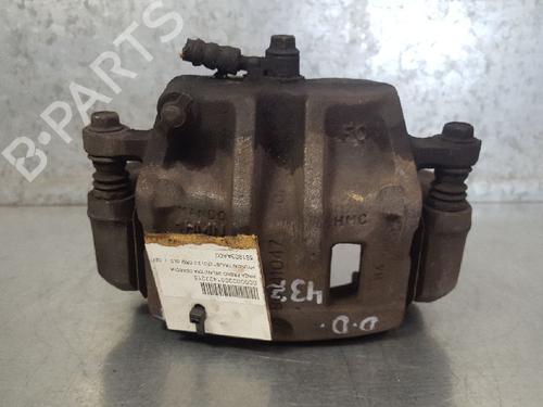 Used Right front brake caliper HYUNDAI TRAJET (FO) 2.0 CRDi (113 hp) 12705959