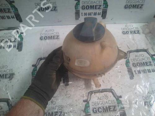 Used Expansion tank VW GOLF IV (1J1) 1.4 16V (75 hp) 12686139