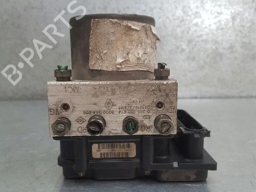 Used ABS pump RENAULT SCÉNIC II (JM0/1_) 1.9 dCi (JM0G, JM12, JM1G, JM2C) (120 hp) 12726346