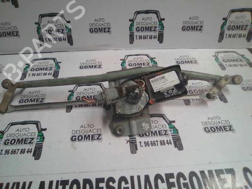 Used Front wiper motor RENAULT CLIO I (B/C57_, 5/357_) 1.2 (5/357Y, 5/357K) (54 hp) 12793101
