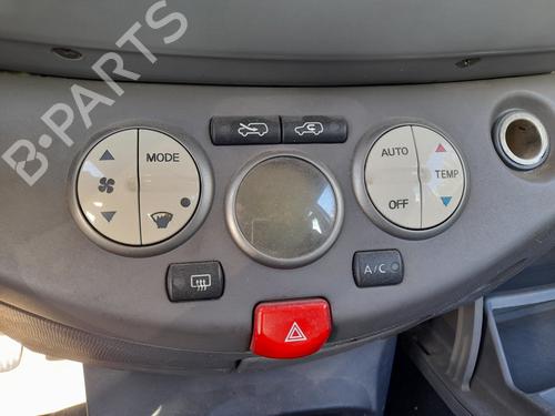 Used Climate control NISSAN MICRA III (K12) 1.5 dCi (65 hp) 12777919